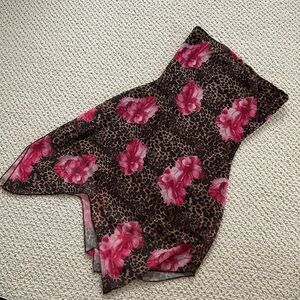 Strapless leopard mini dress